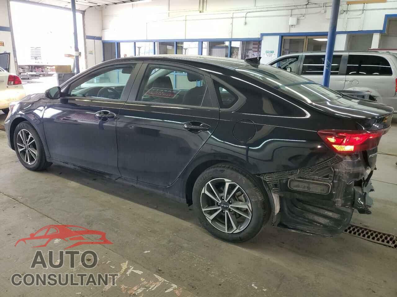 KIA FORTE 2023 - 3KPF24AD1PE555232