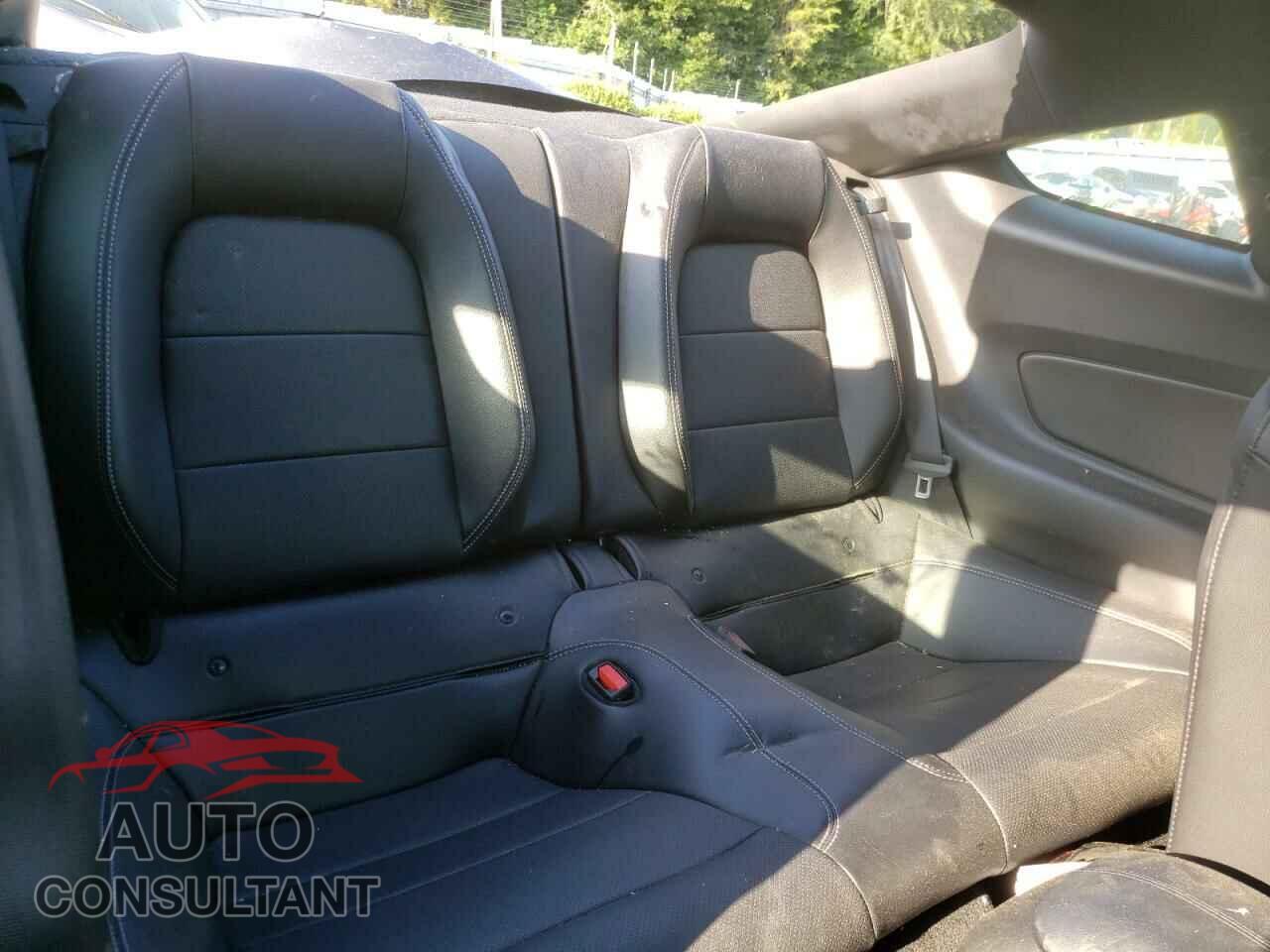 FORD MUSTANG 2021 - 1FA6P8TH3M5105507