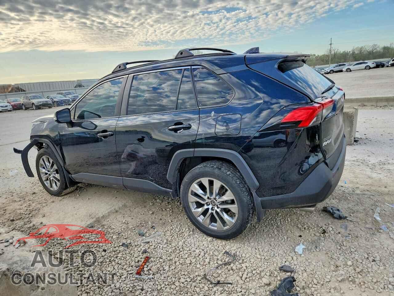 TOYOTA RAV4 2021 - 2T3A1RFVXMC186156