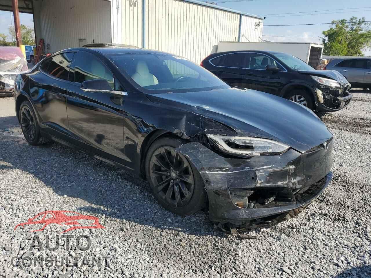 TESLA MODEL S 2018 - 5YJSA1E28JF231866