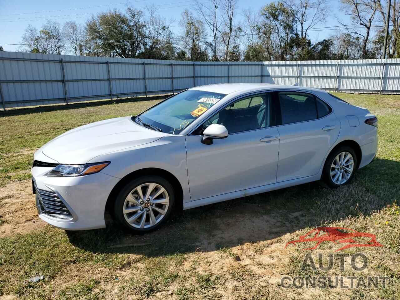 TOYOTA CAMRY 2024 - 4T1C11AK2RU189204