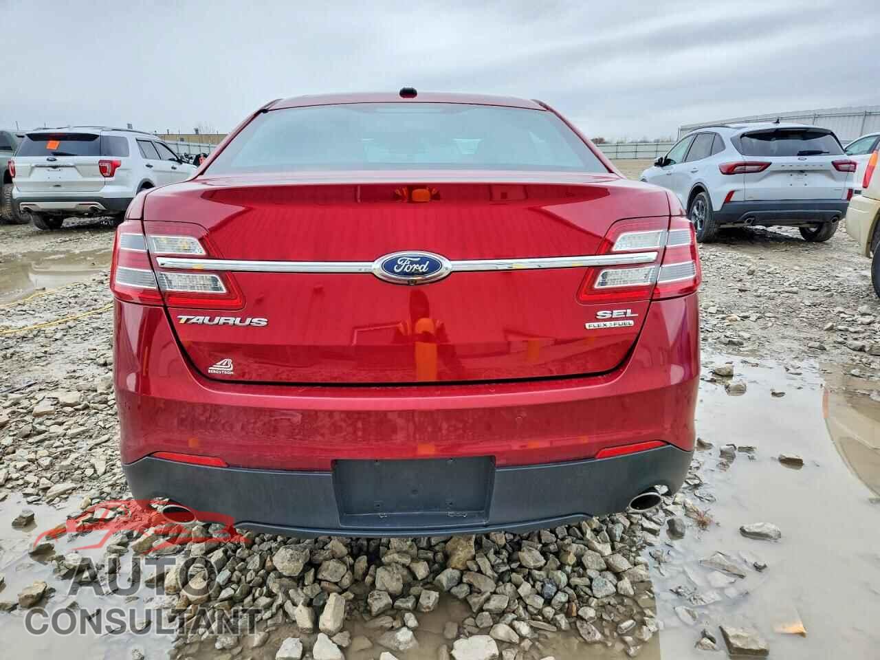 FORD TAURUS 2015 - 1FAHP2E89FG194882