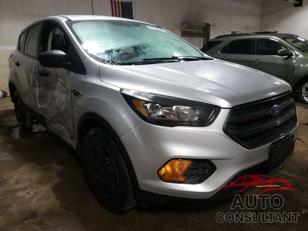 FORD ESCAPE 2018 - 1FMCU0F75JUA18487