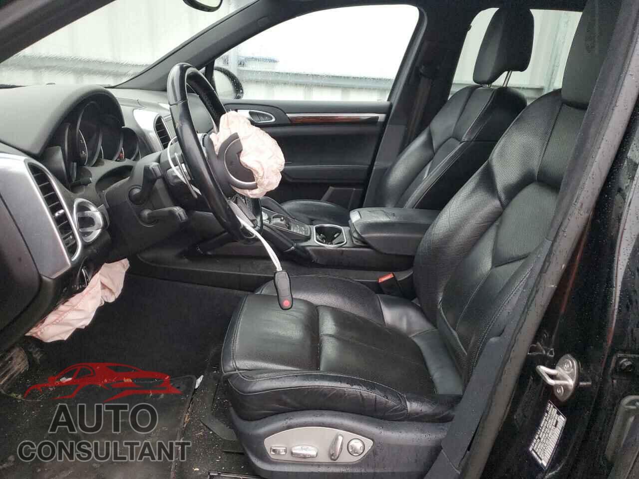 PORSCHE CAYENNE 2017 - WP1AA2A25HKA87552