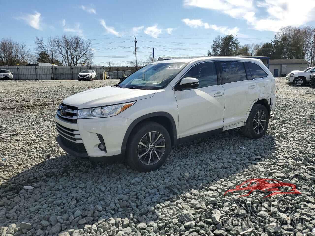 TOYOTA HIGHLANDER 2019 - 5TDKZRFH6KS568074