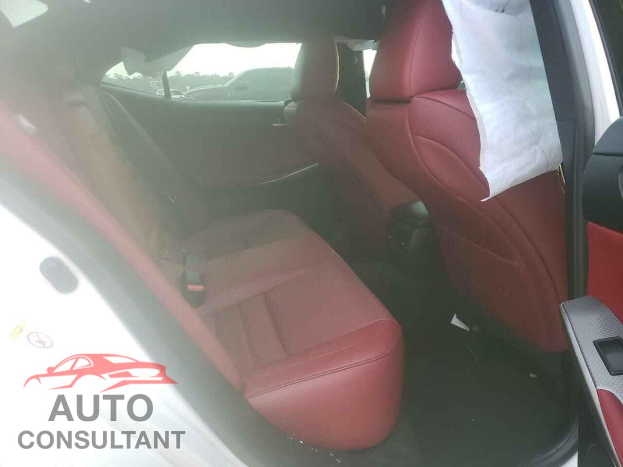 LEXUS IS 2017 - JTHBA1D24H5041994