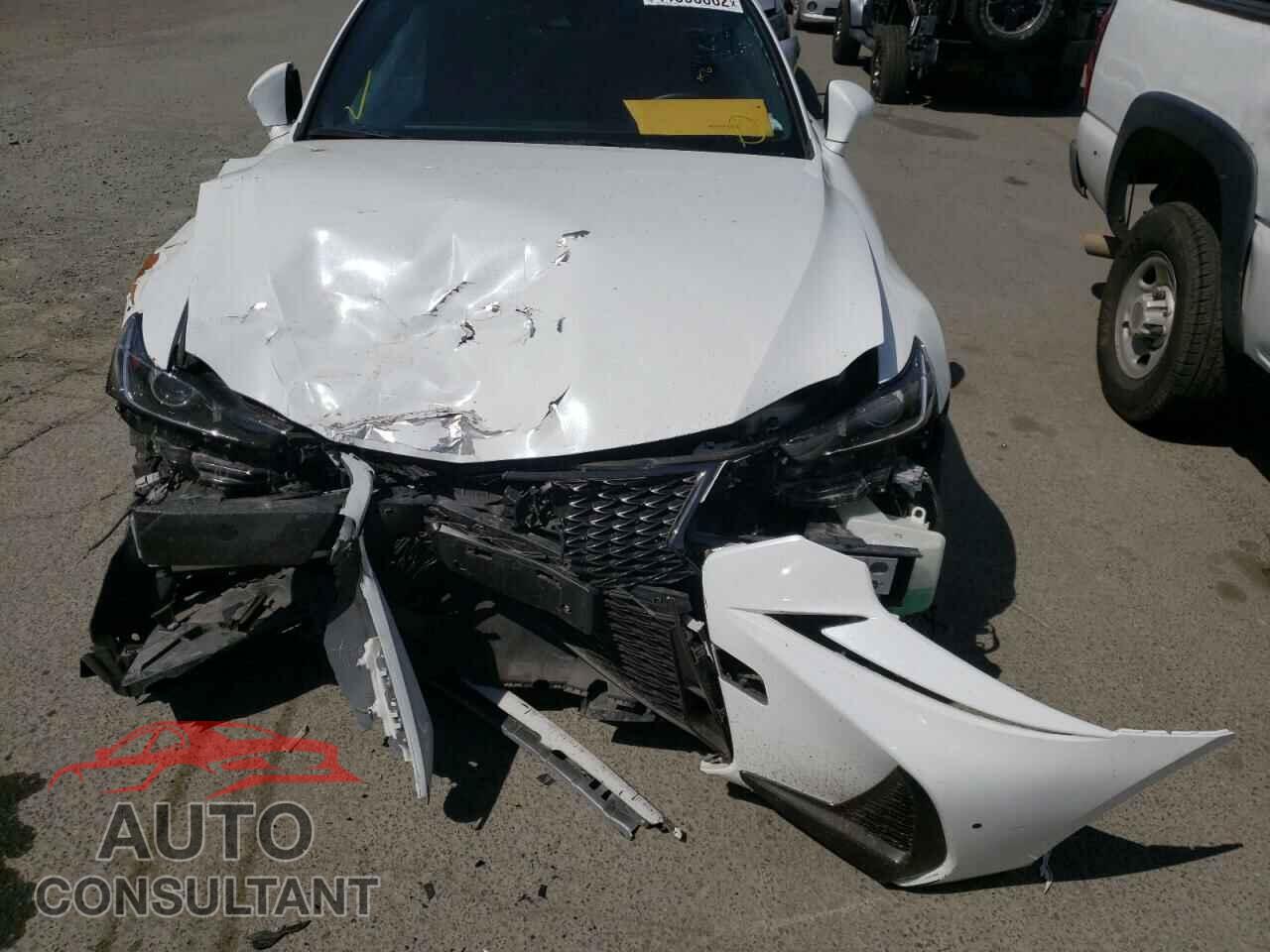LEXUS IS 2018 - JTHBA1D22J5070965