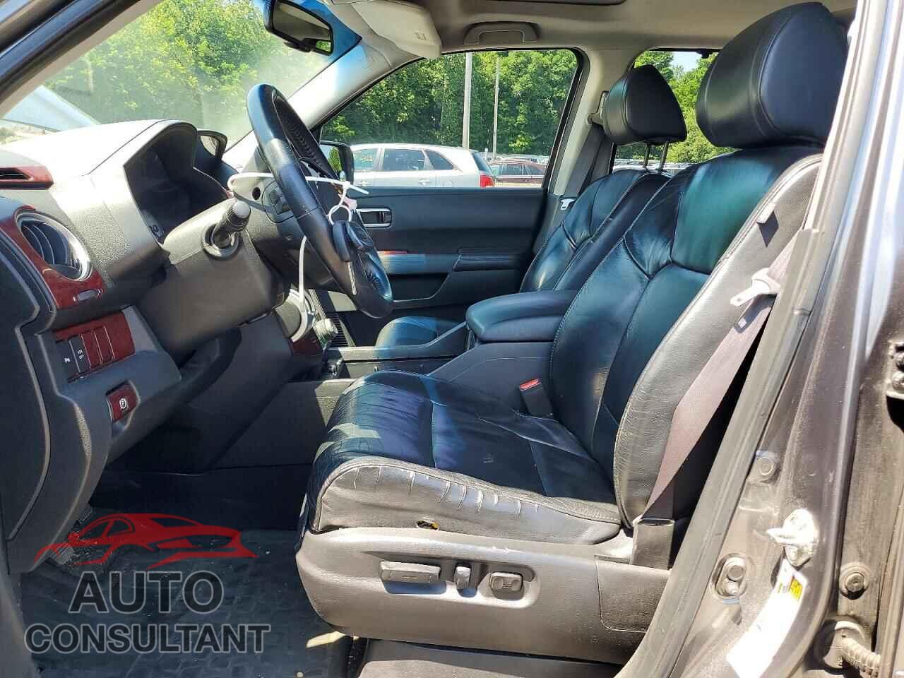 HONDA PILOT 2011 - 5FNYF4H92BB064265