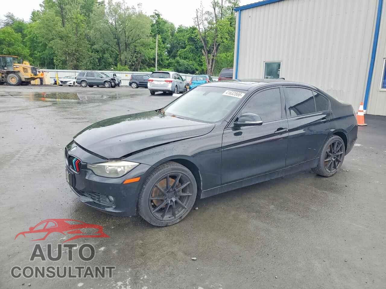 BMW 3 SERIES 2015 - WBA3C3G53FNT53090