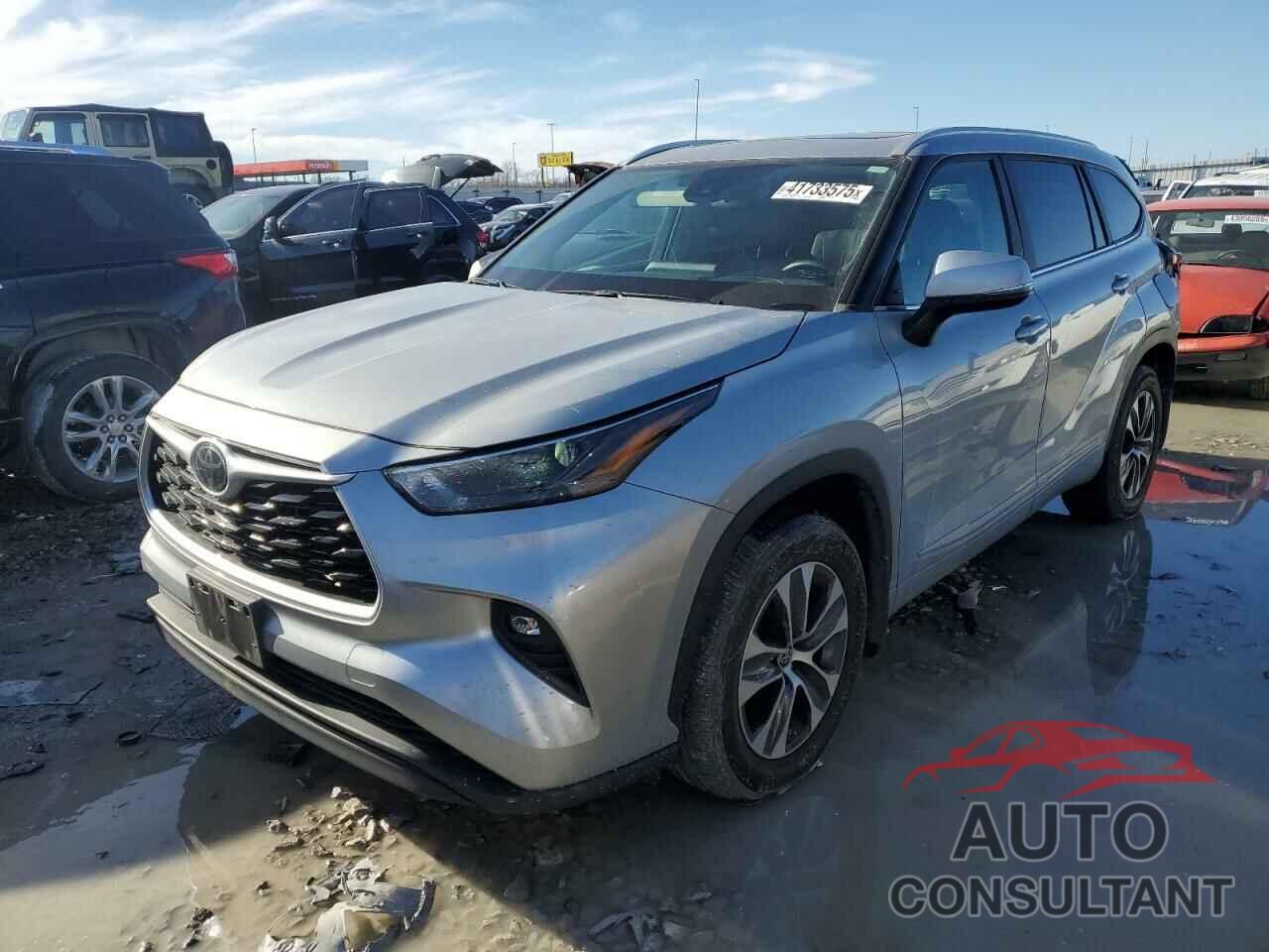 TOYOTA HIGHLANDER 2023 - 5TDKDRBH3PS041041