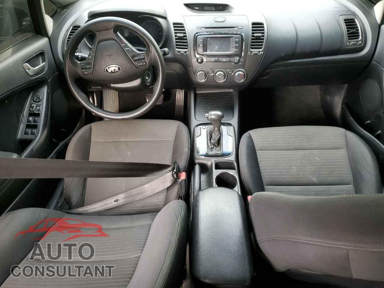 KIA FORTE 2017 - 3KPFL4A72HE132863