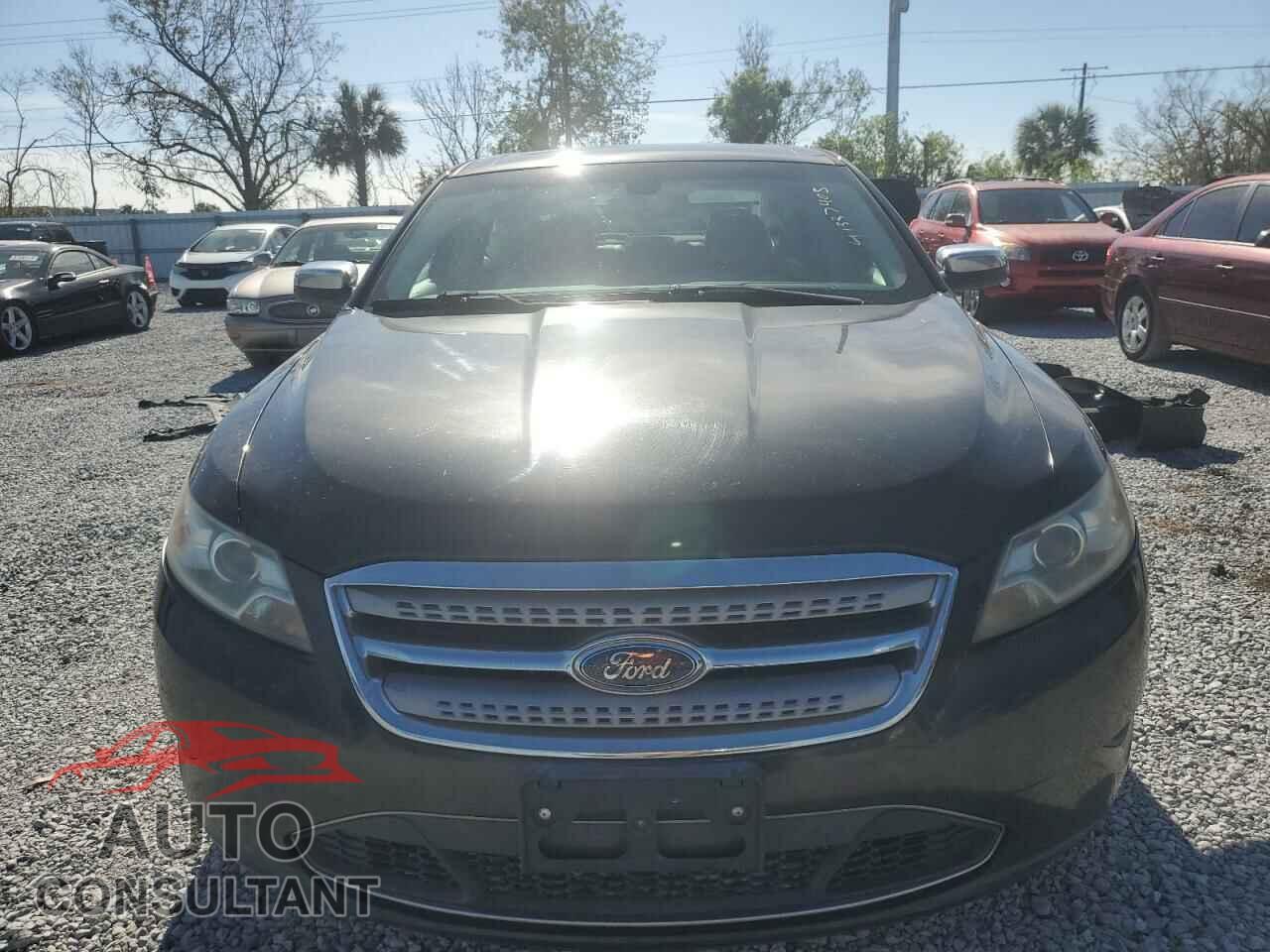 FORD TAURUS 2010 - 1FAHP2FW2AG112626