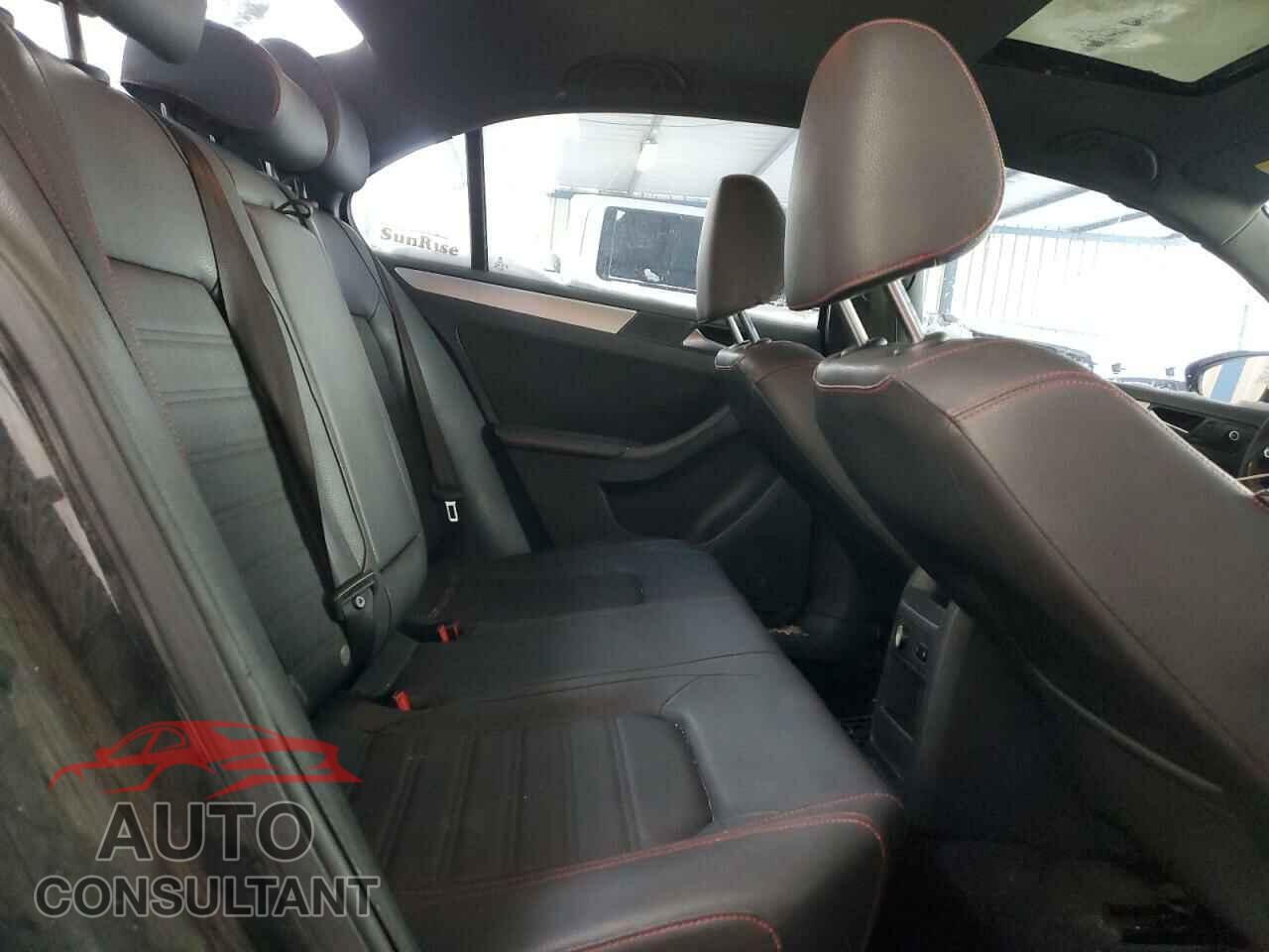 VOLKSWAGEN JETTA 2012 - 3VW4A7AJ2CM409775