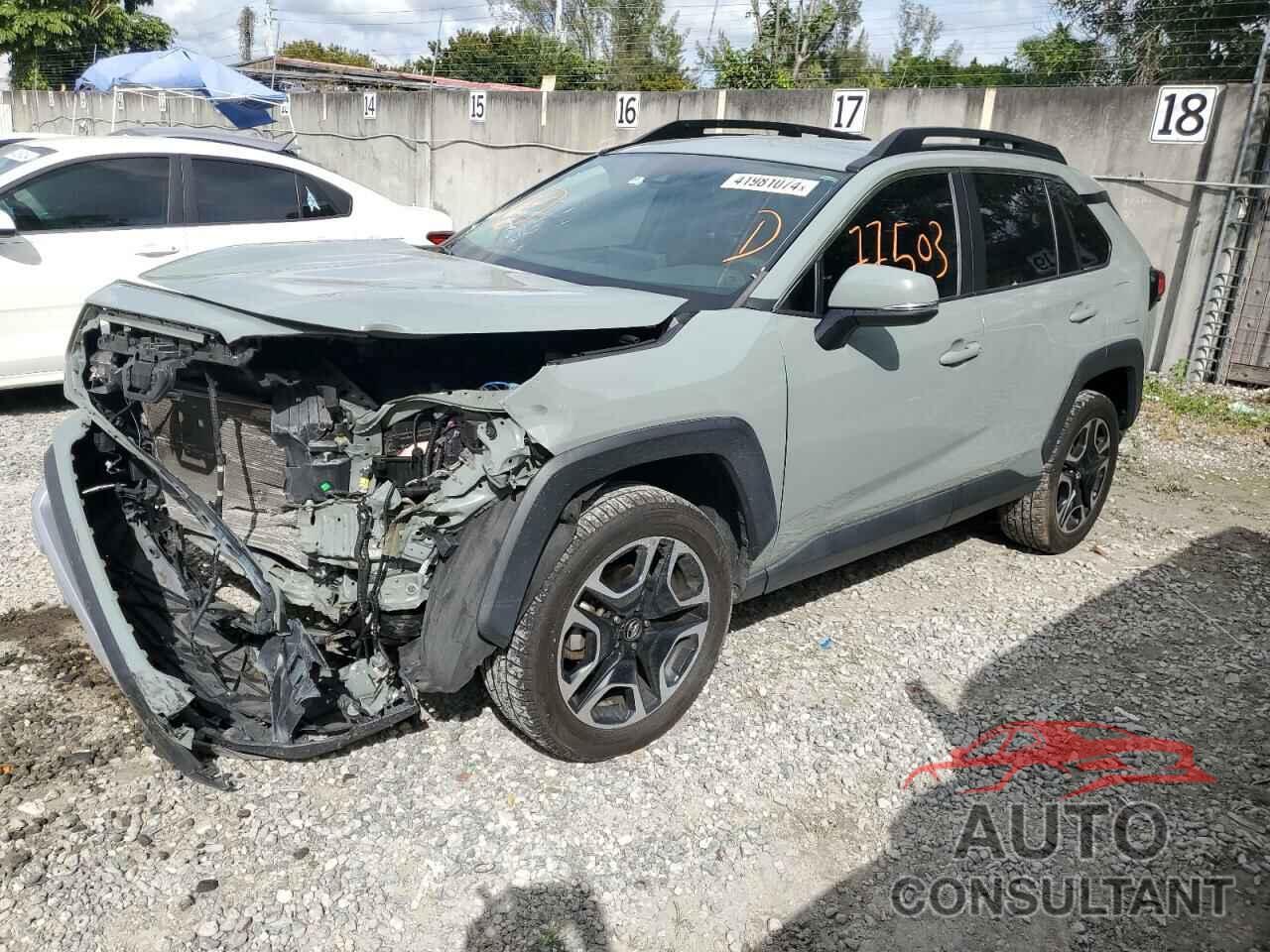 TOYOTA RAV4 2021 - 2T3J1RFV0MW140575