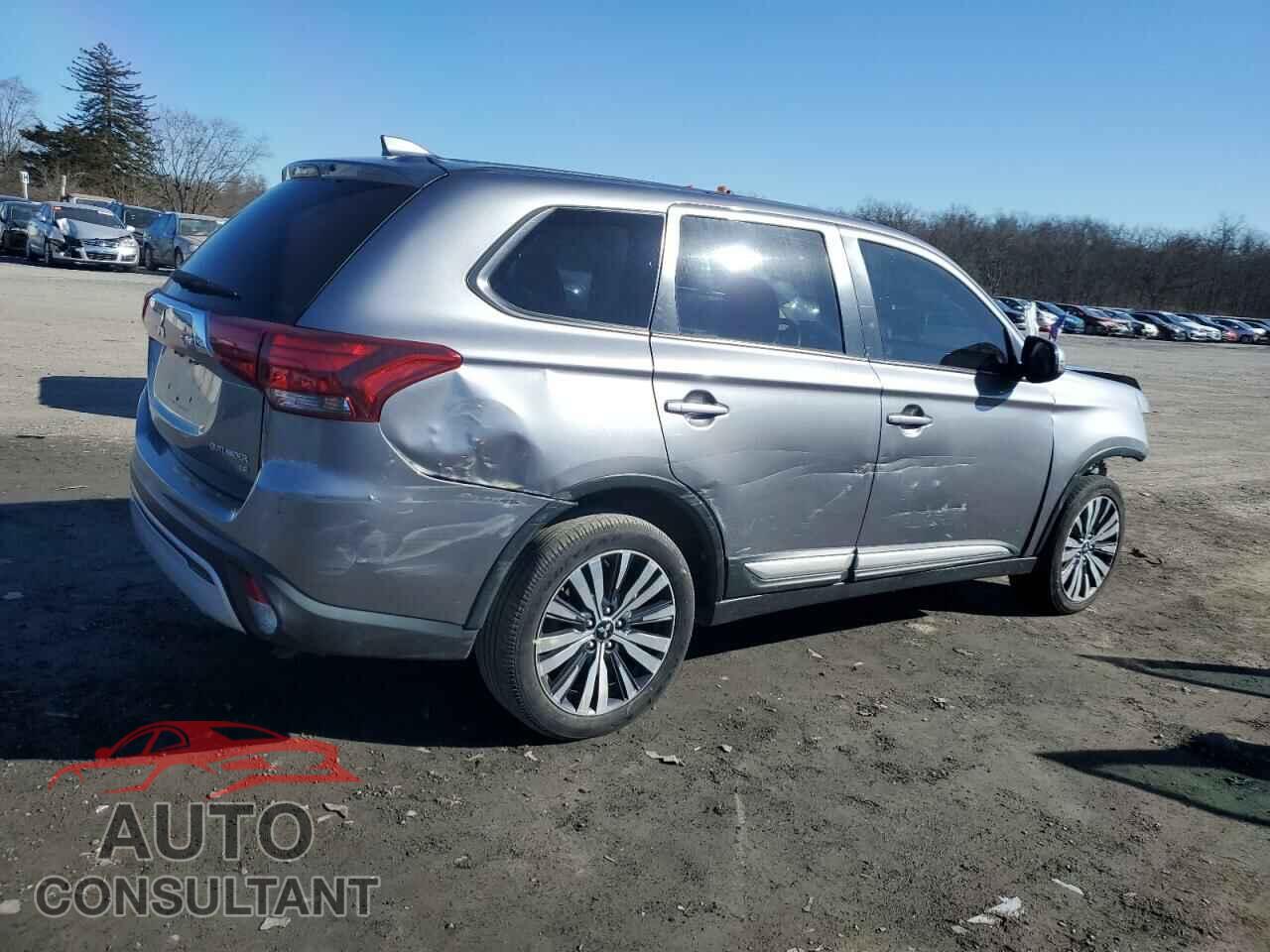 MITSUBISHI OUTLANDER 2019 - JA4AZ3A33KZ042563