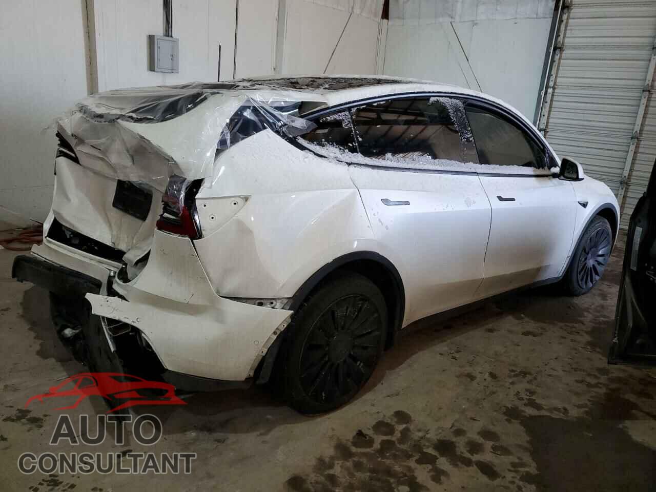 TESLA MODEL Y 2020 - 5YJYGDEEXLF027562