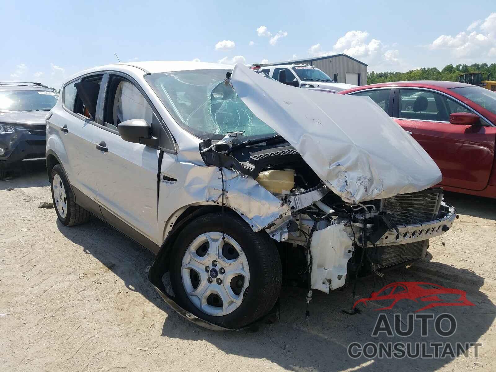FORD ESCAPE 2017 - 1FMCU0F76HUA59480