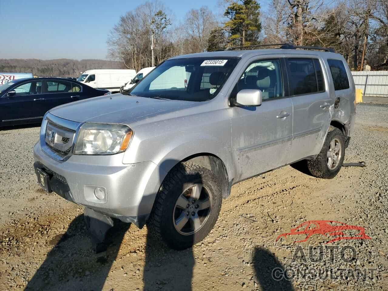 HONDA PILOT 2011 - 5FNYF4H52BB070418