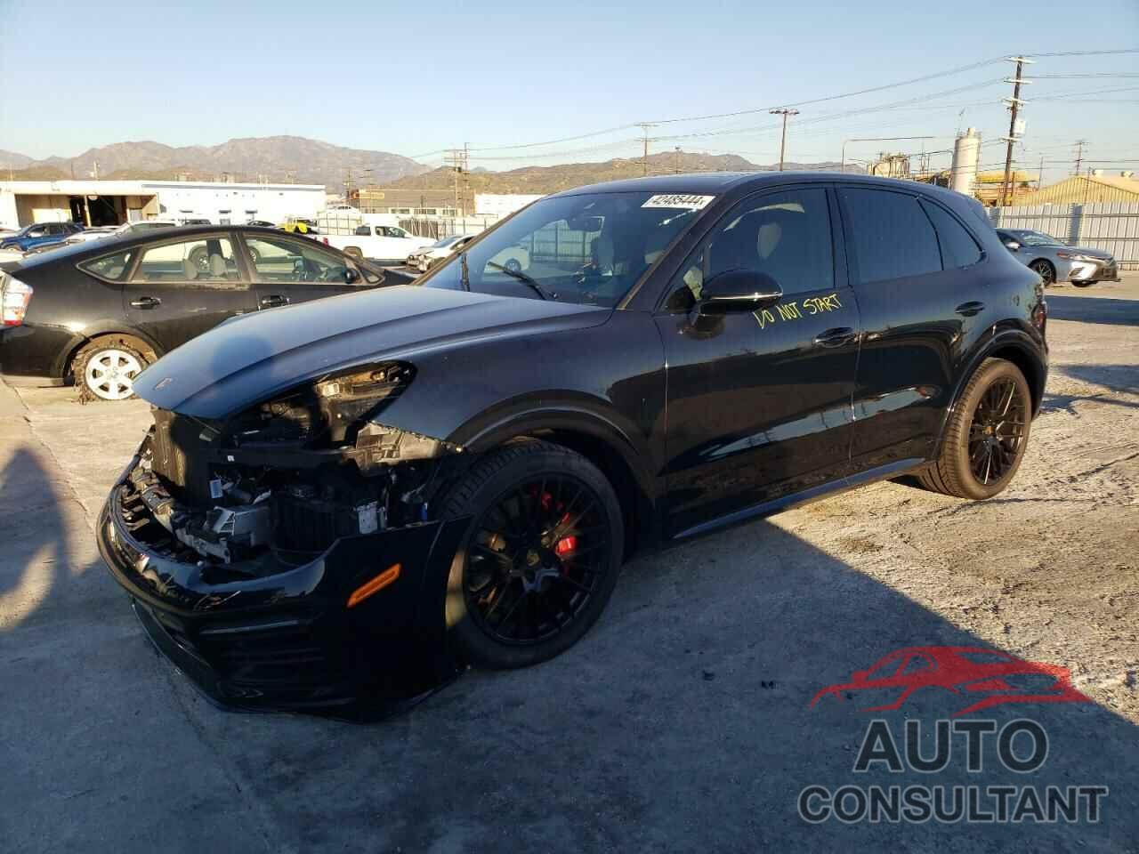 PORSCHE CAYENNE 2022 - WP1AG2AY6NDA38461