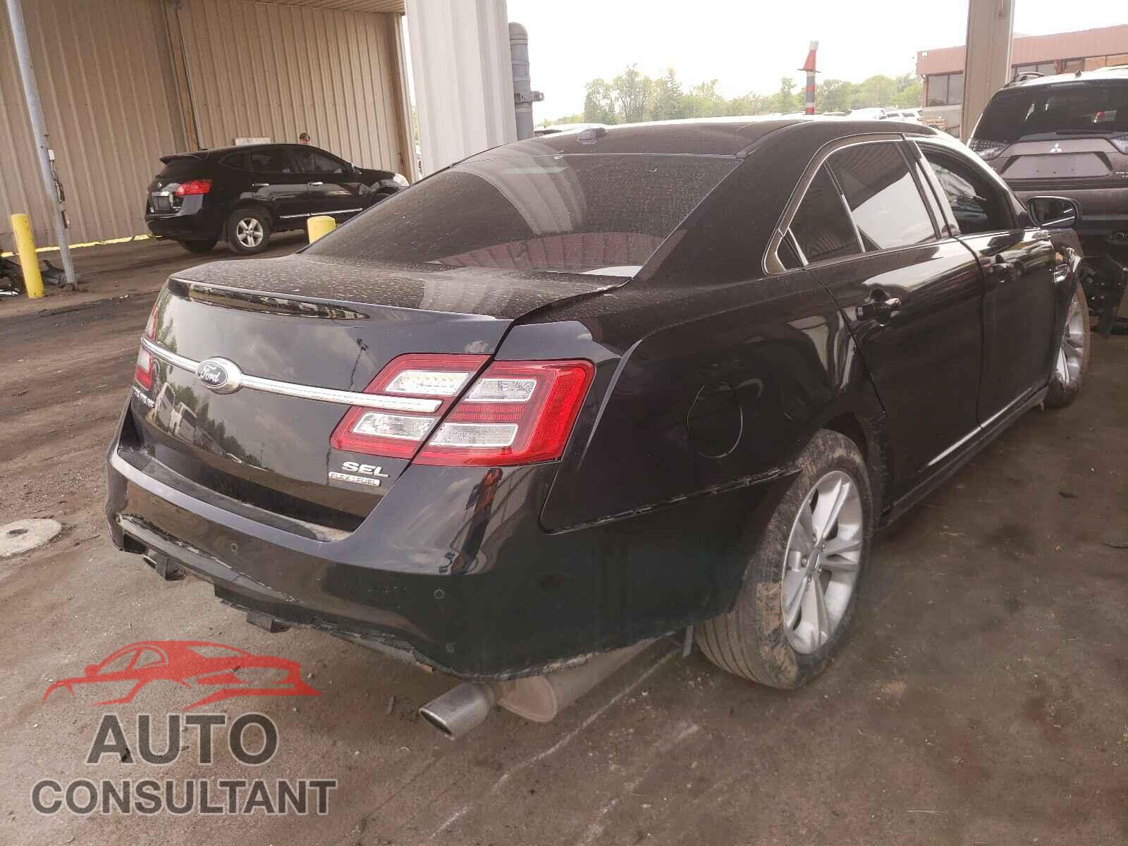 FORD TAURUS 2017 - 1FAHP2E87HG109802