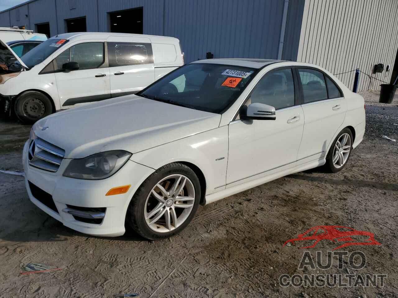 MERCEDES-BENZ C-CLASS 2012 - WDDGF4HB2CA602851