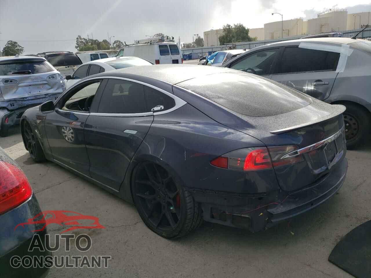 TESLA MODEL S 2016 - 5YJSA1E45GF144419