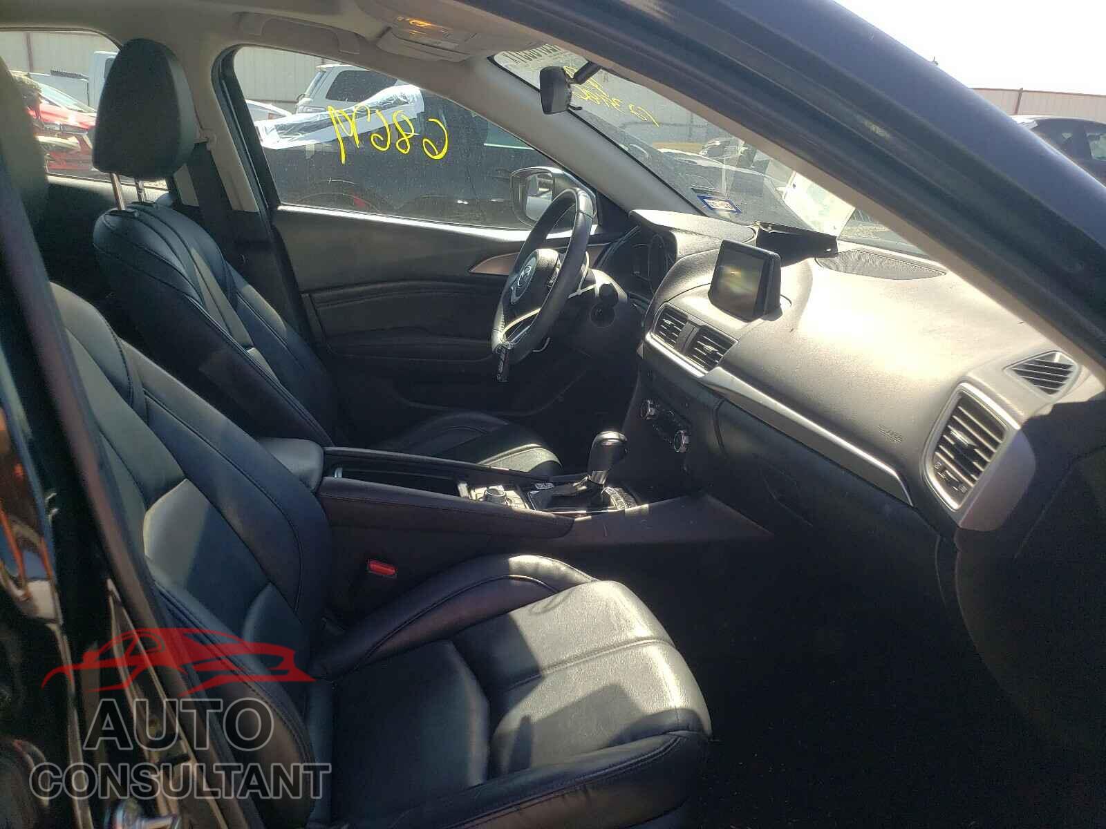 MAZDA 3 2017 - 3MZBN1V70HM123986