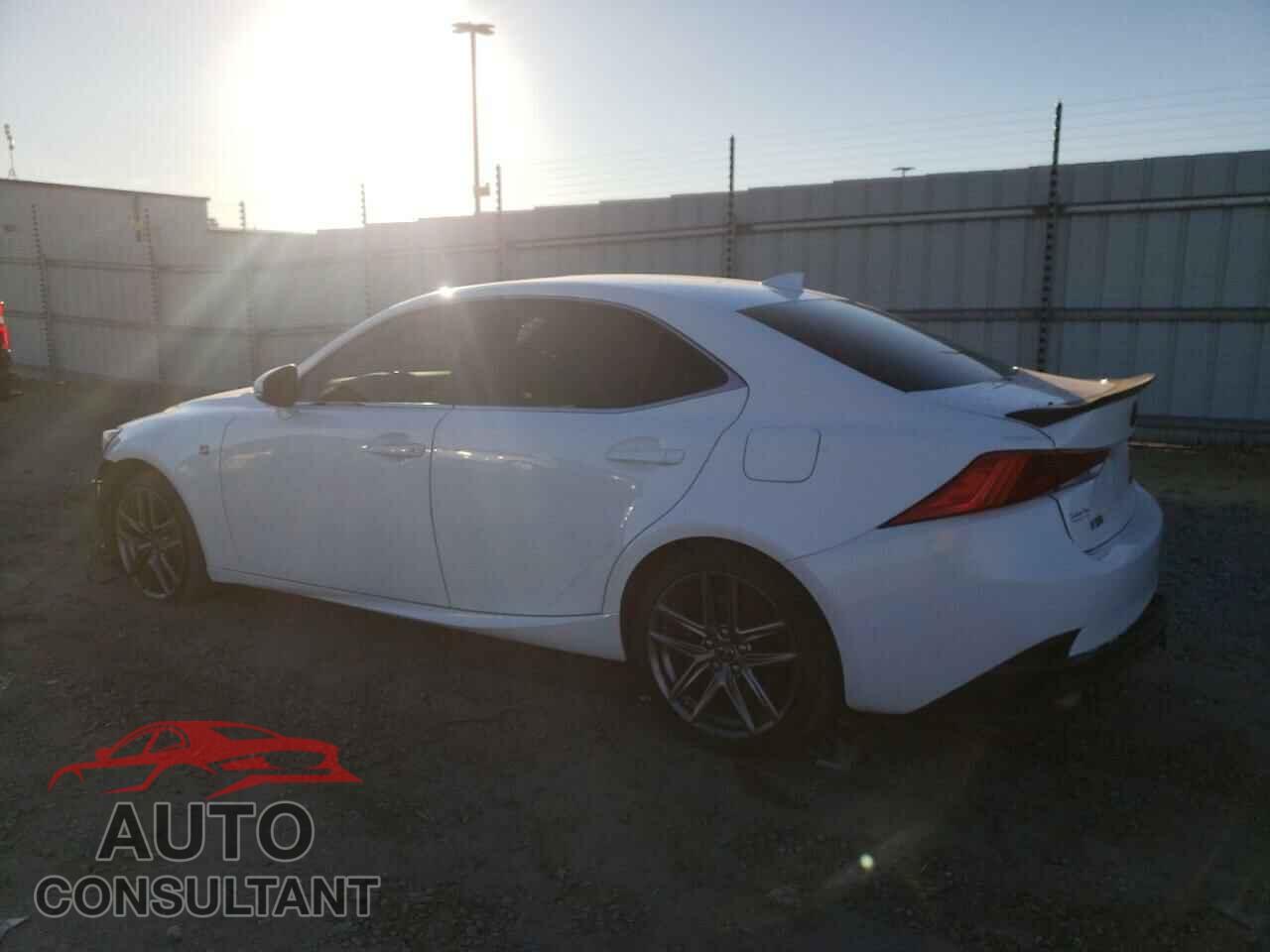 LEXUS IS 2017 - JTHBA1D26H5056366