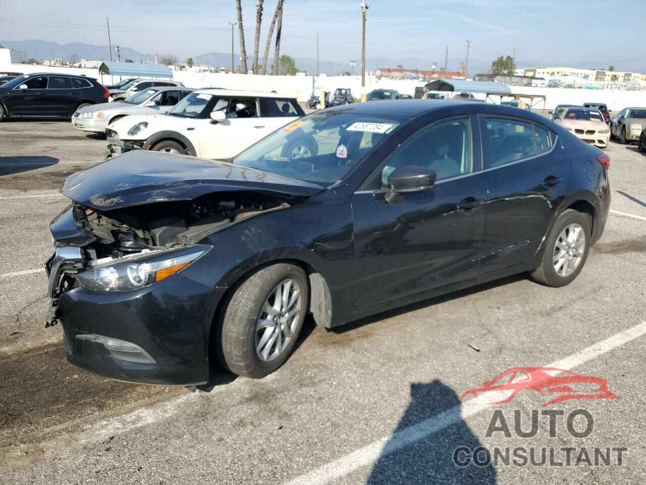 MAZDA 3 2018 - 3MZBN1U73JM186362