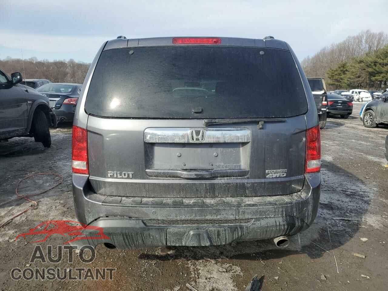 HONDA PILOT 2015 - 5FNYF4H94FB073460