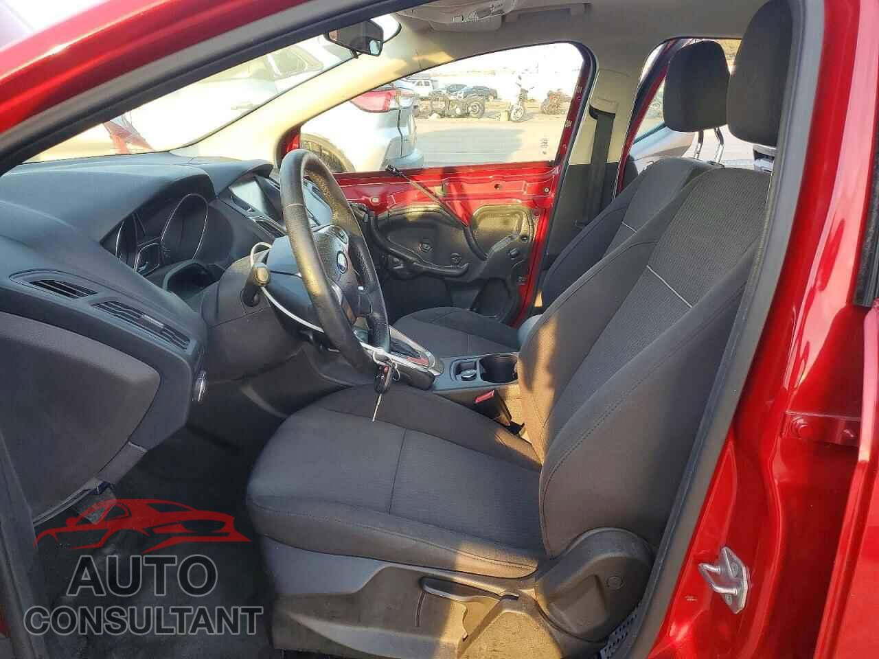 FORD FOCUS 2012 - 1FAHP3M23CL101862