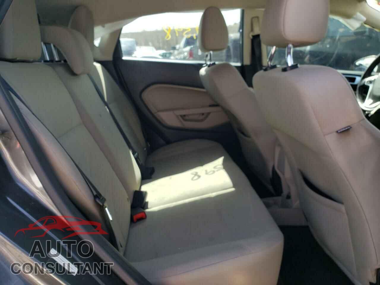 FORD FIESTA 2016 - 3FADP4EJ4GM164841
