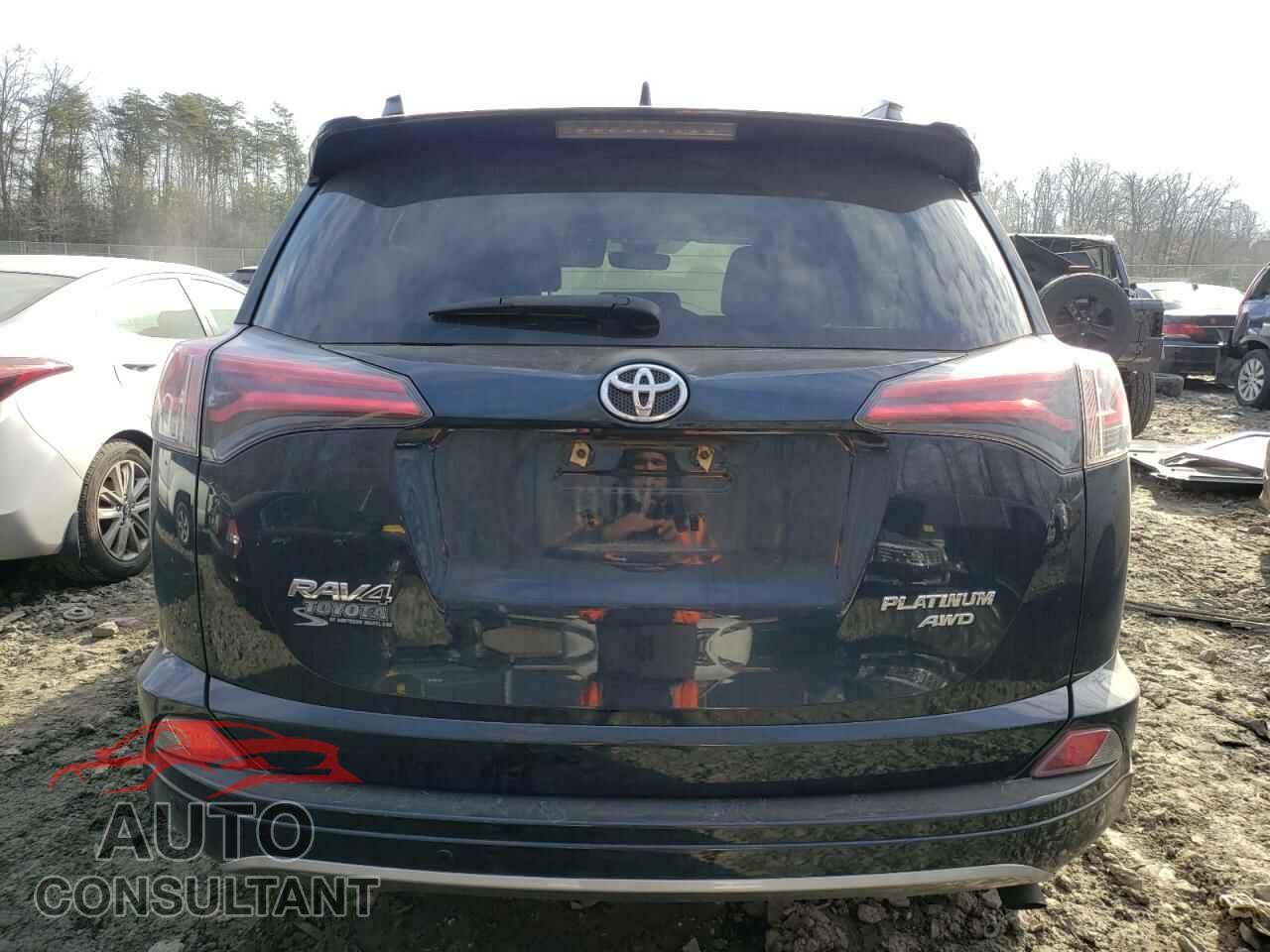 TOYOTA RAV4 2017 - 2T3DFREV5HW599820