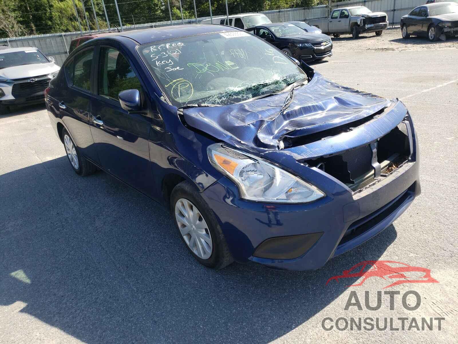 NISSAN VERSA 2018 - 3N1CN7AP8JL828890