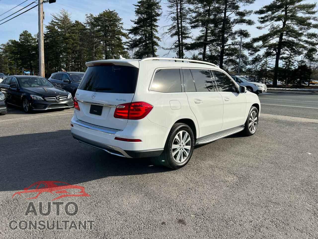 MERCEDES-BENZ GL-CLASS 2016 - 4JGDF2EE0GA697105