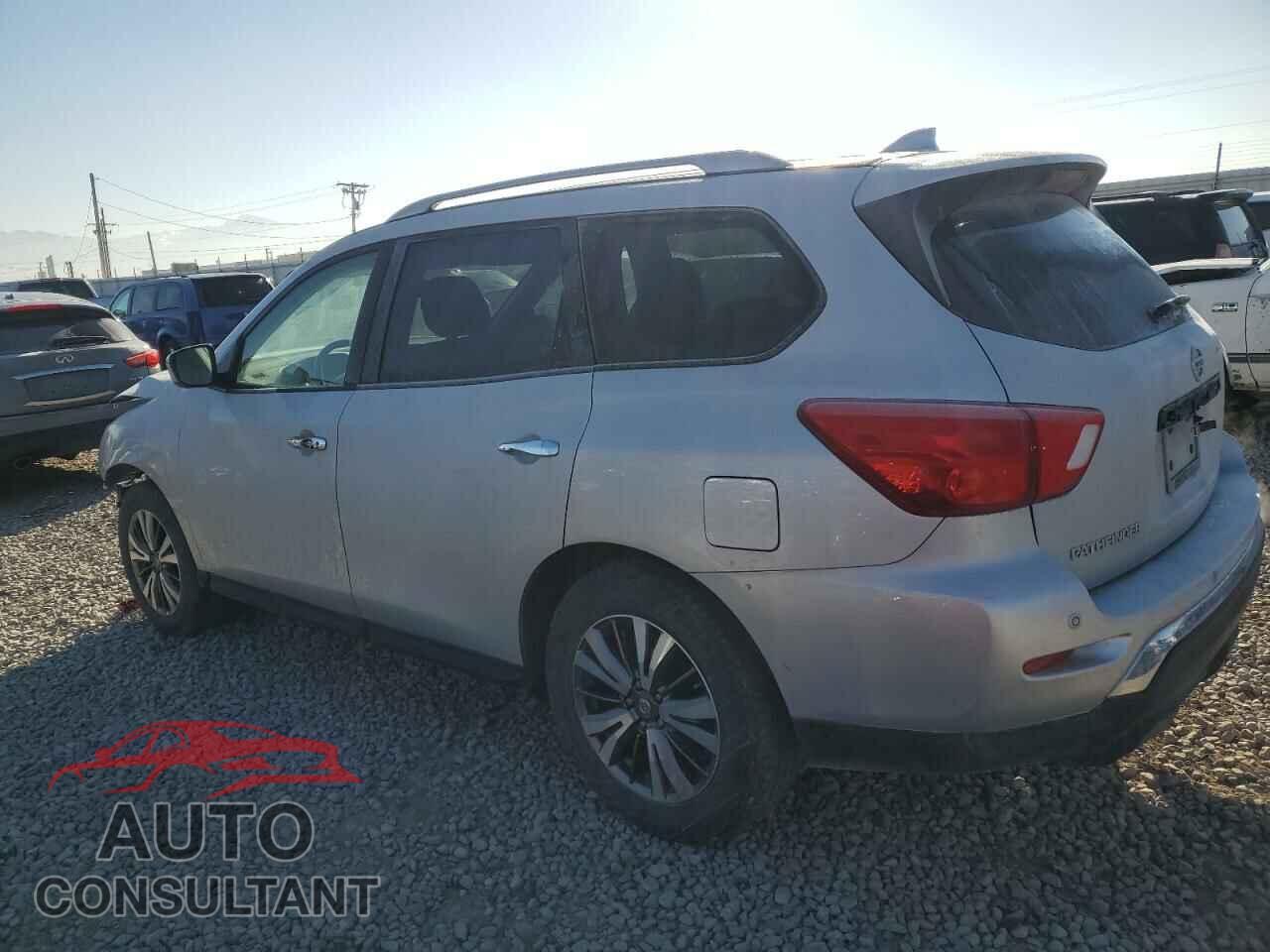 NISSAN PATHFINDER 2019 - 5N1DR2MM8KC580840