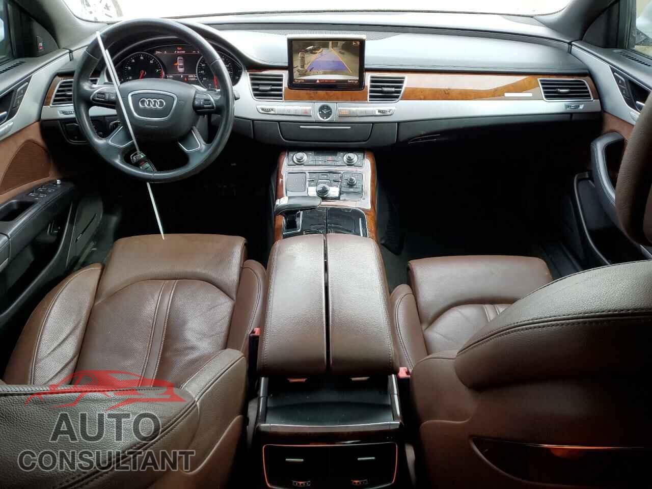 AUDI A8 2011 - WAUAVAFD1BN001893