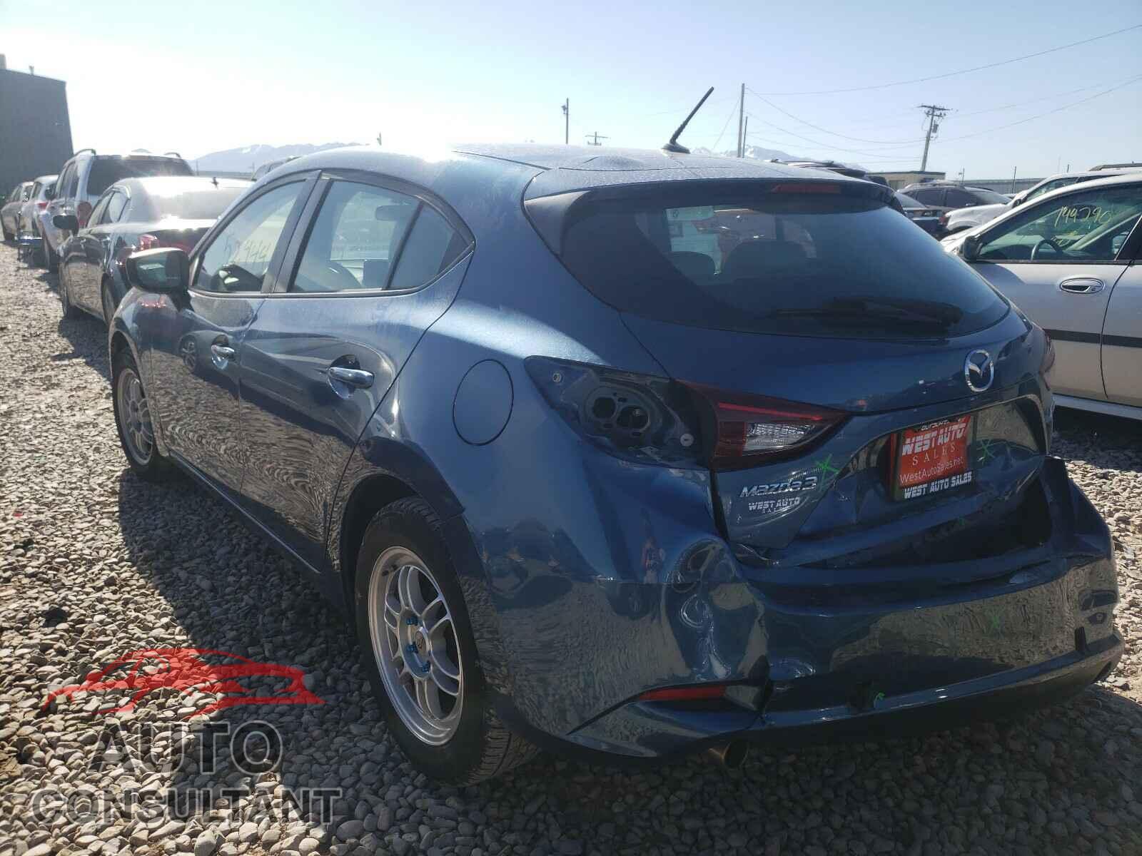 MAZDA 3 2017 - 3MZBN1K74HM112011