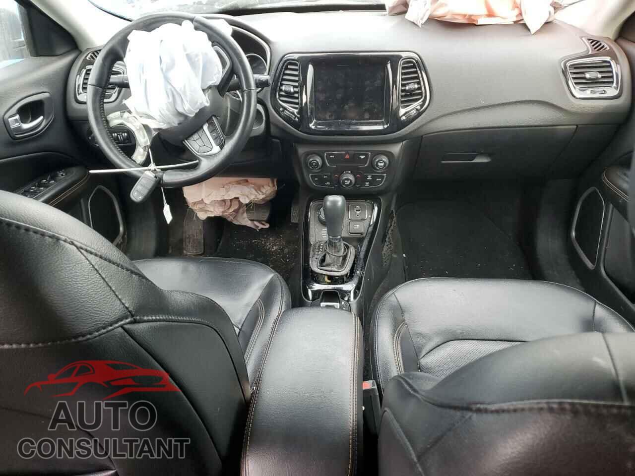 JEEP COMPASS 2018 - 3C4NJDCB4JT400719