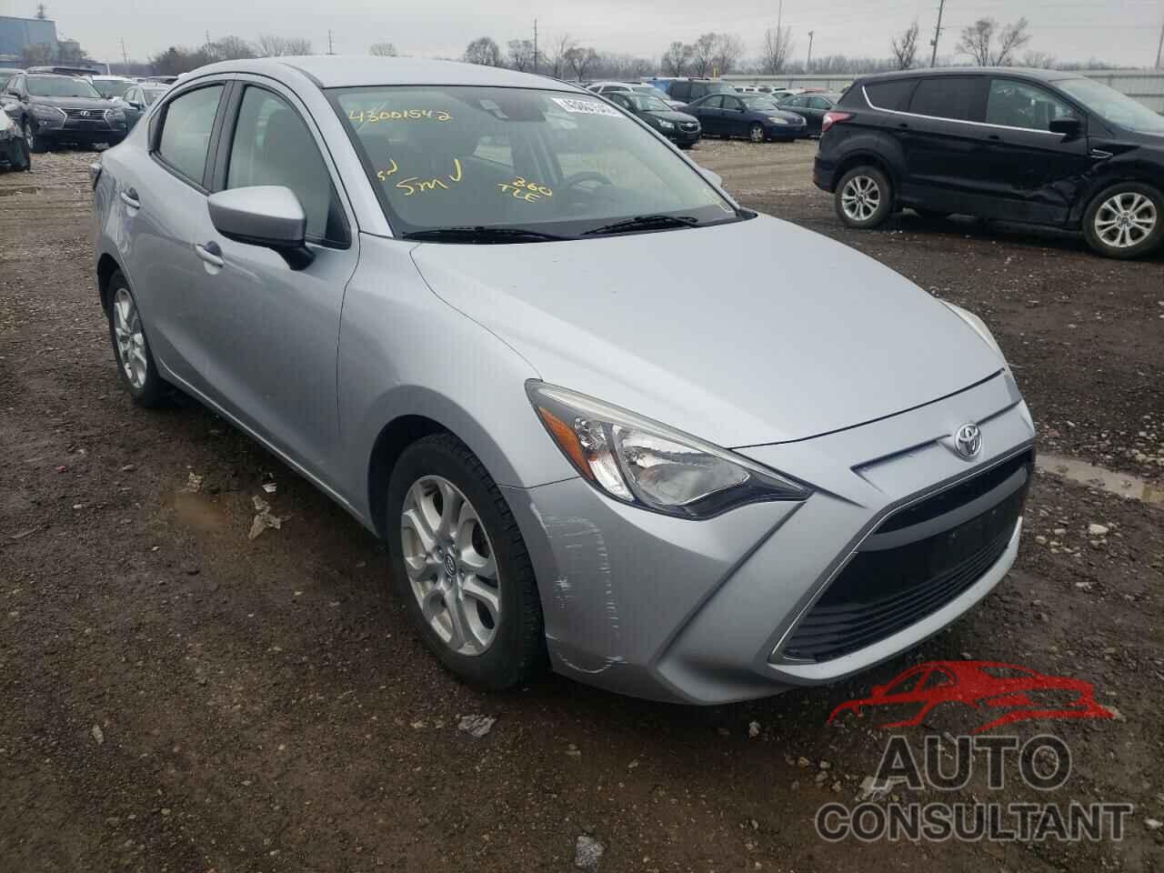 TOYOTA YARIS 2017 - 3MYDLBYV7HY188152