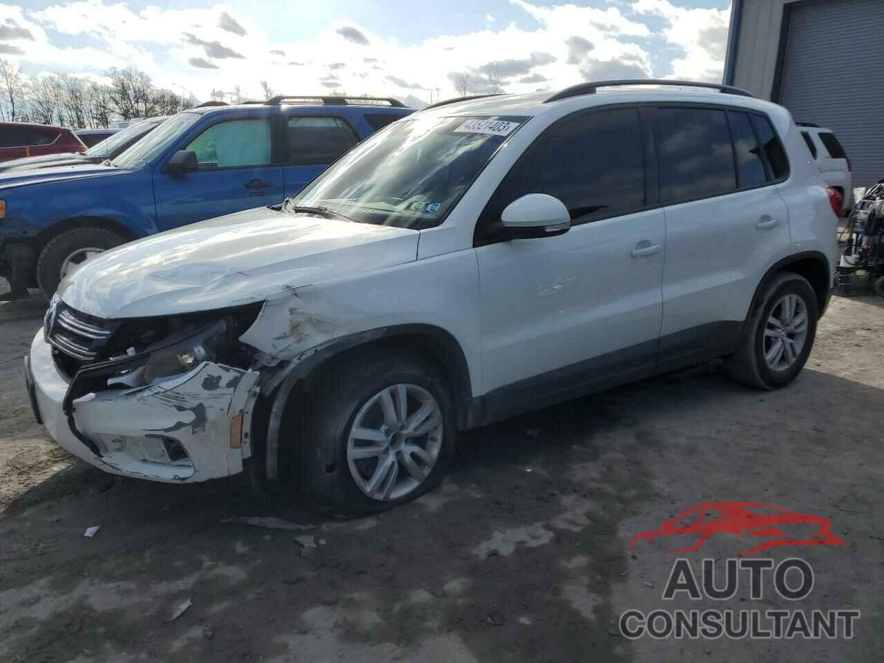 VOLKSWAGEN TIGUAN 2016 - WVGBV7AX4GW602644