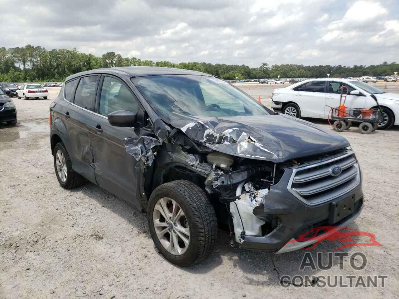 FORD ESCAPE 2017 - 1FMCU0GD1HUF07225