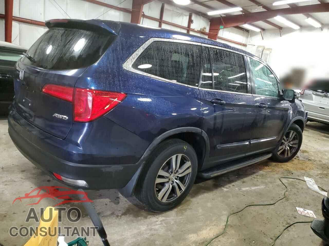 HONDA PILOT 2018 - 5FNYF6H82JB010773
