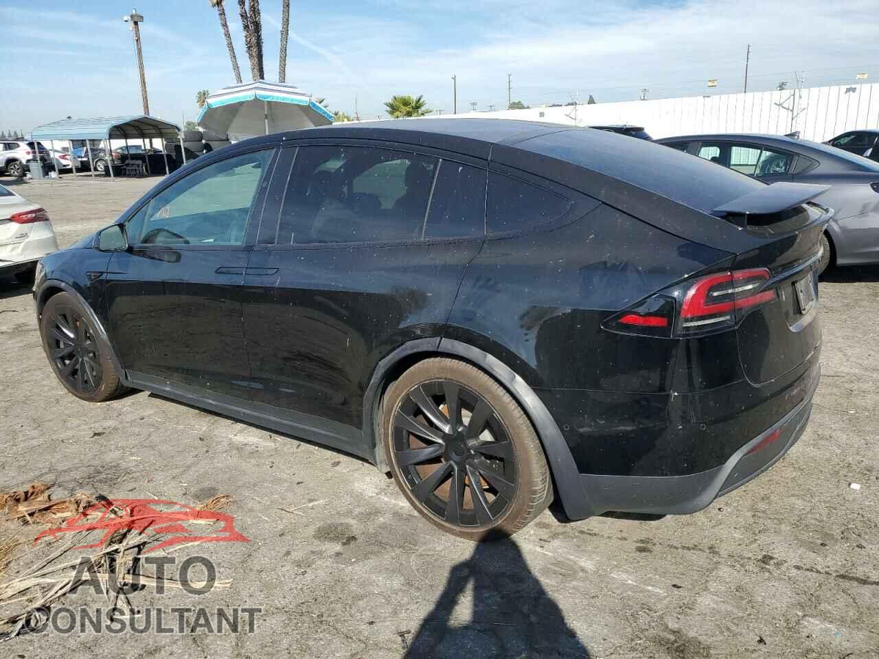 TESLA MODEL X 2023 - 7SAXCBE52PF375294