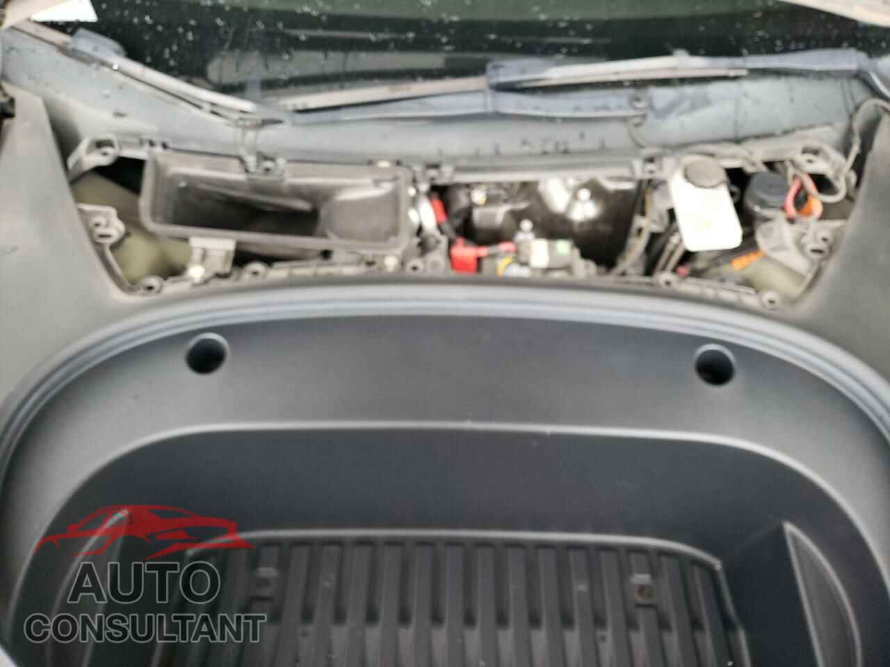 TESLA MODEL 3 2022 - 5YJ3E1EA8NF304515