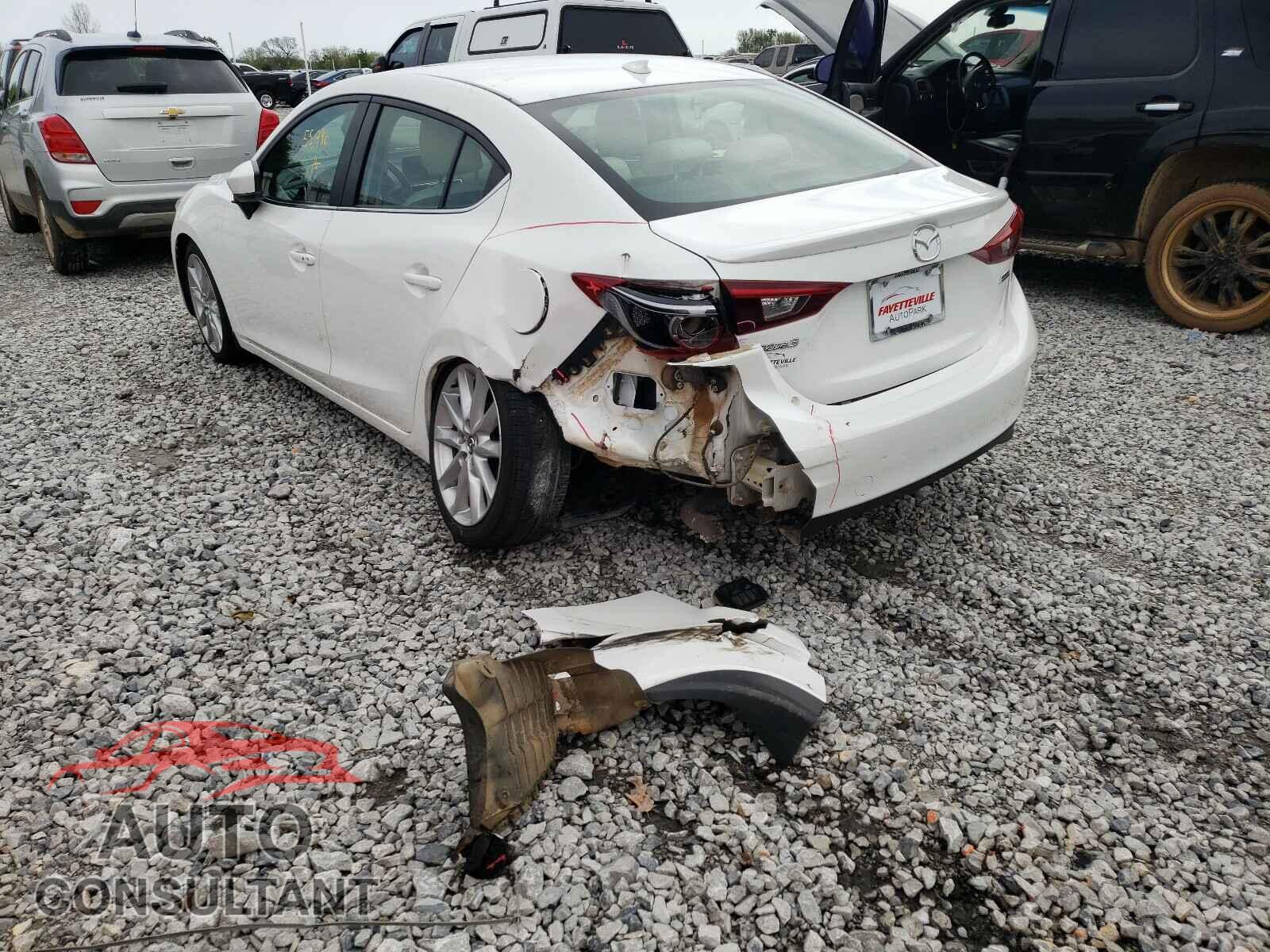 MAZDA 3 2017 - 3MZBN1W3XHM137910