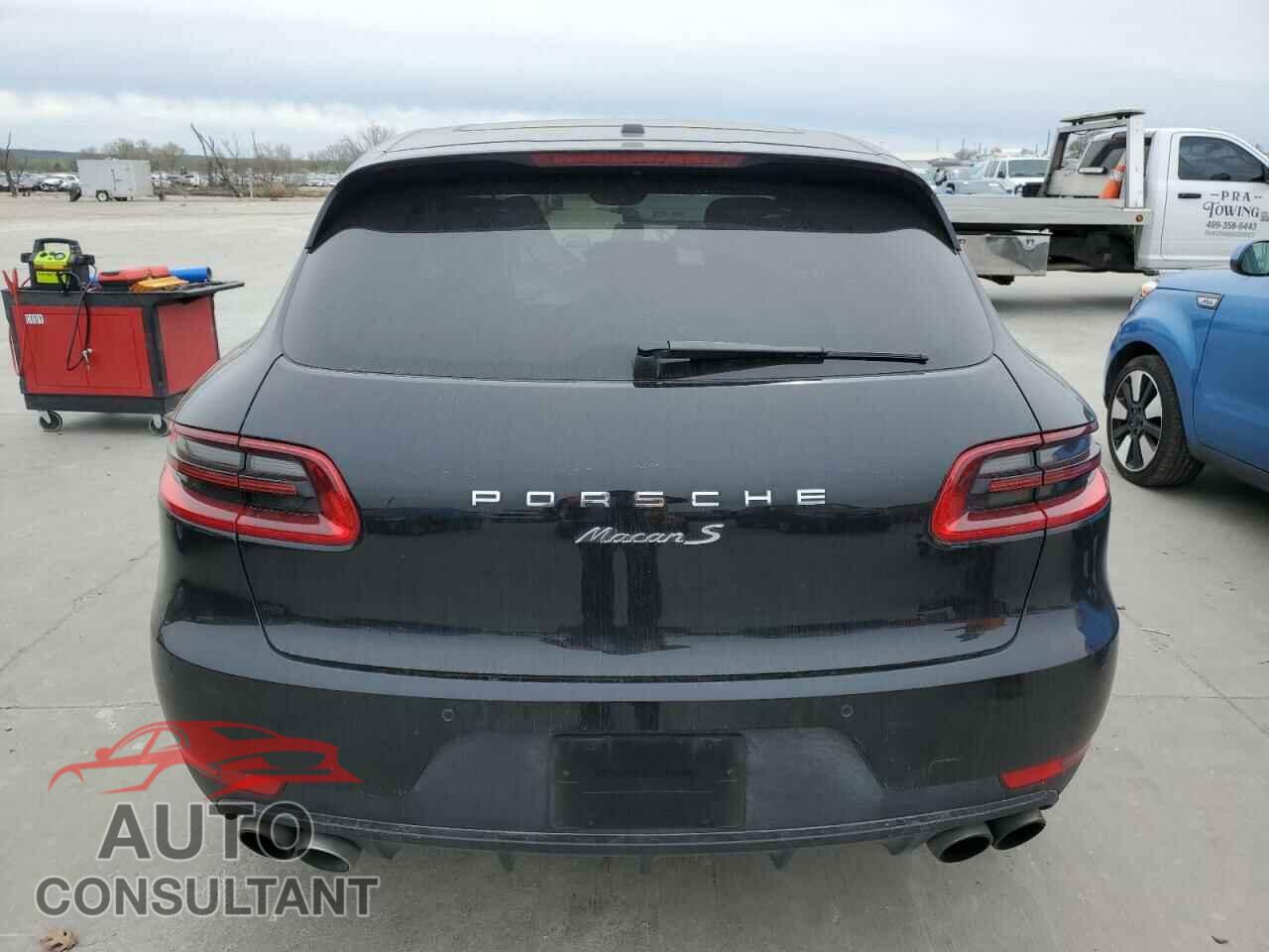 PORSCHE MACAN 2016 - WP1AB2A52GLB47528