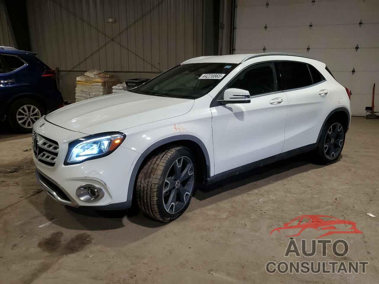 MERCEDES-BENZ GLA-CLASS 2019 - WDCTG4EB7KU018365