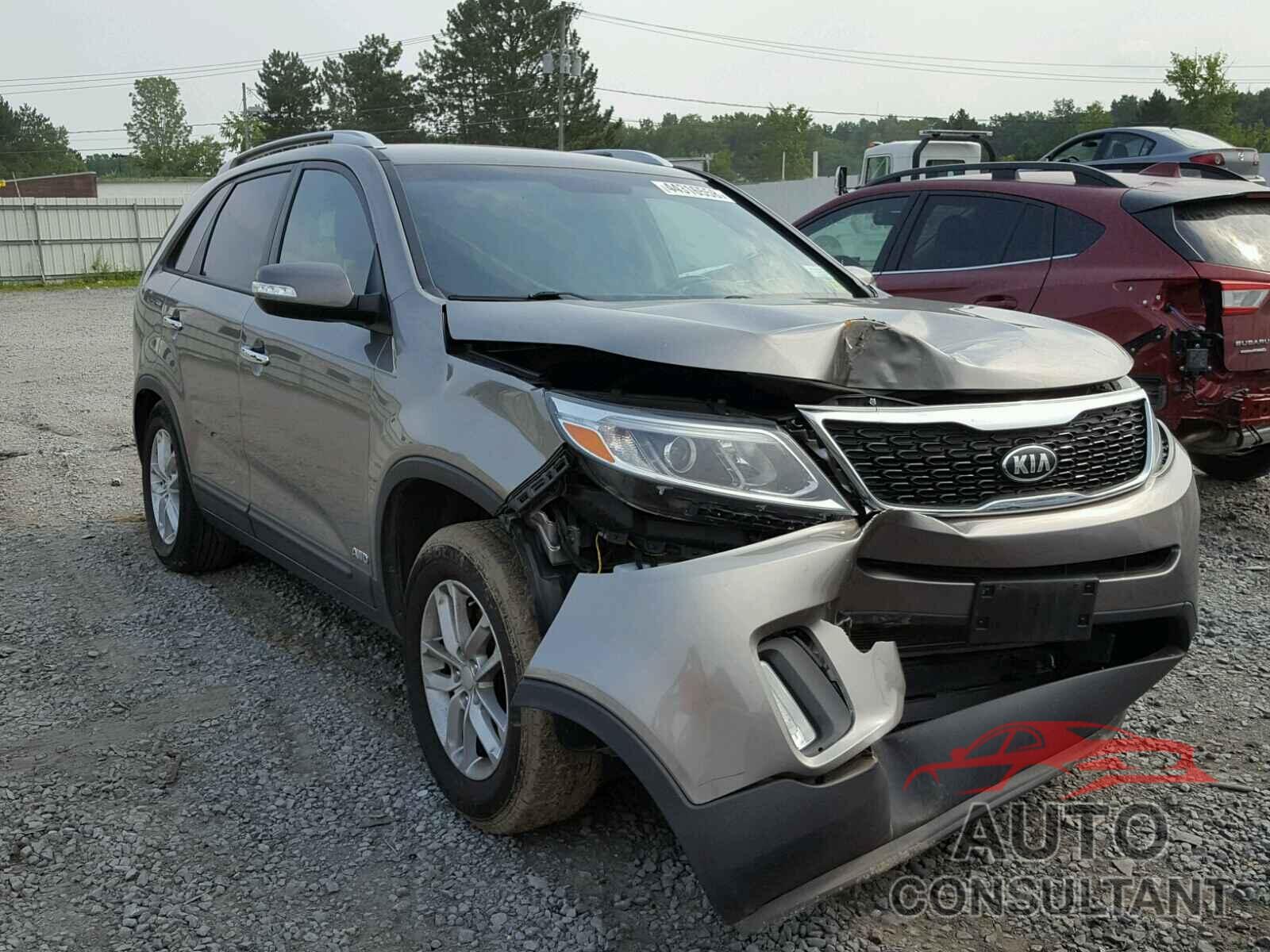 KIA SORENTO LX 2015 - 5XYKTDA66FG655826