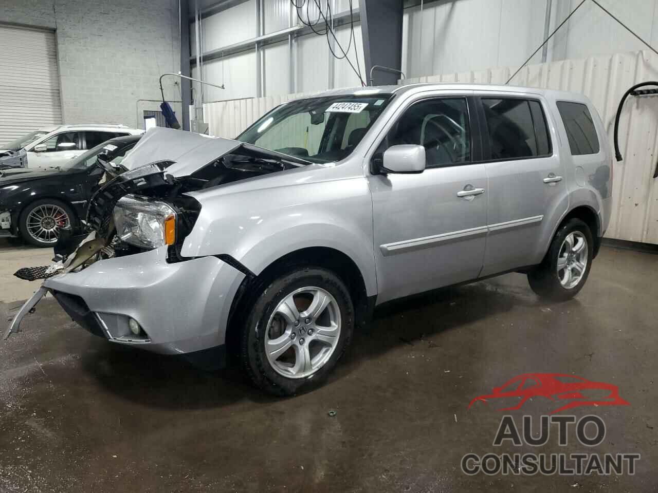 HONDA PILOT 2015 - 5FNYF4H55FB020408